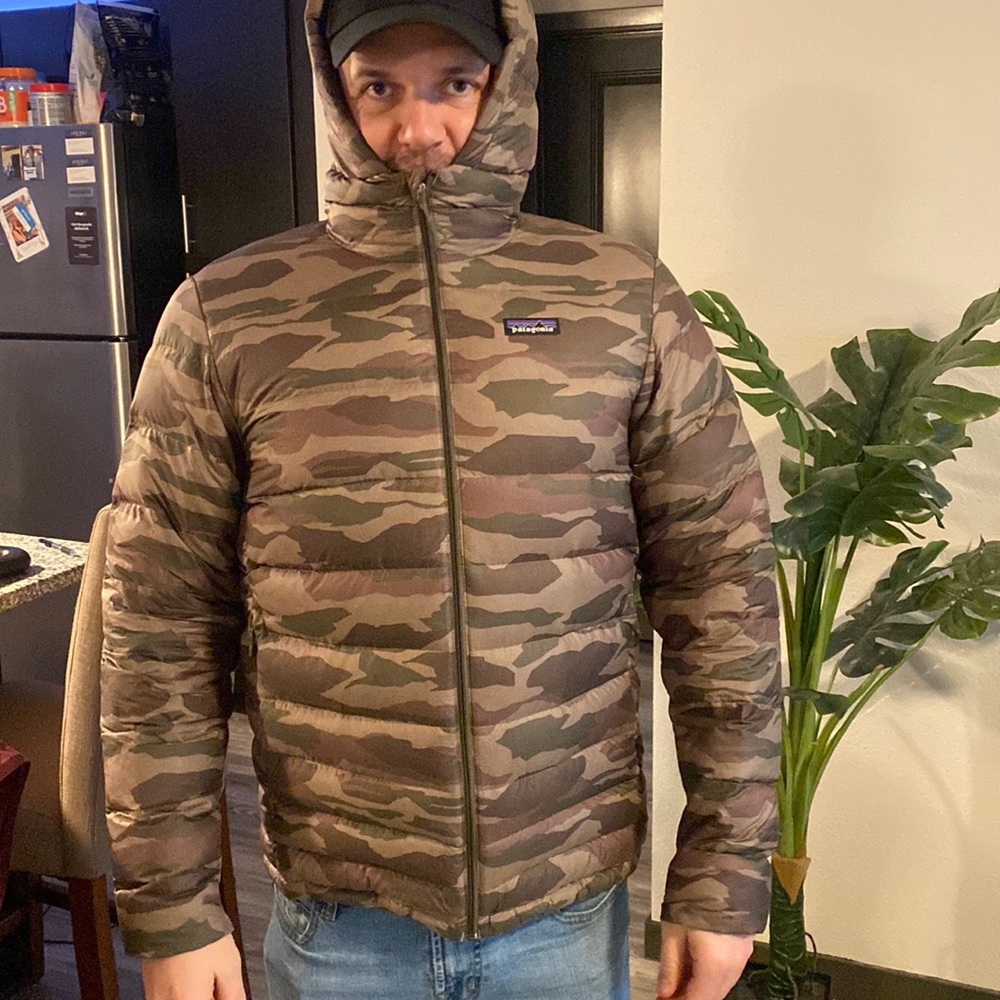 Mens Patagonia hi-loft down hoodie